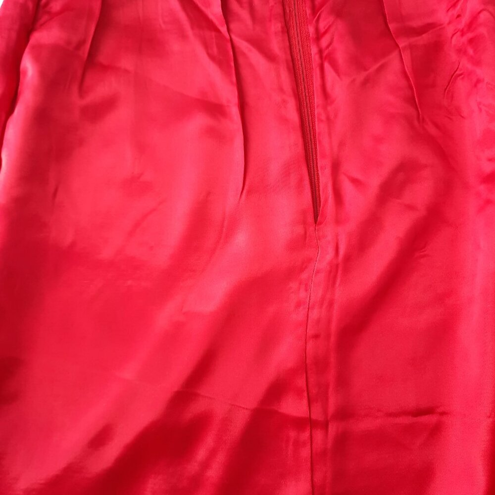Brand New Red Satin Skirt With Lining100% Polyester - Picture 5 of 6